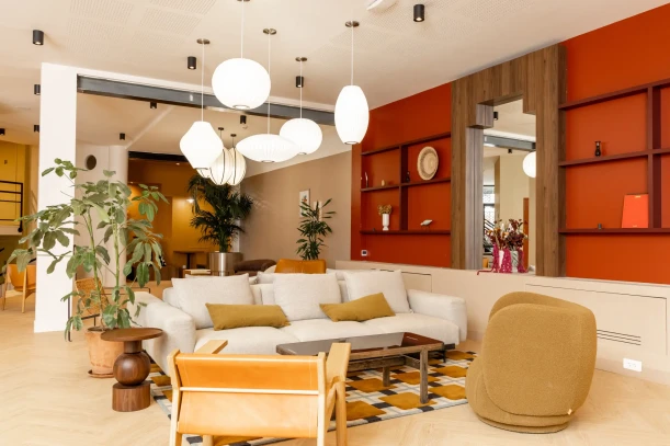 Bureau privé - 75008 - 4 postes - 3840€