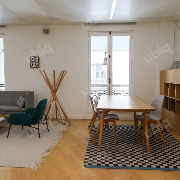 Bureau privé 14 m² 4 postes Coworking Rue du Louvre Paris 75001 - photo 6