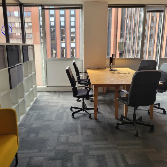 Bureau privé 45 m² 15 postes Coworking Rue Alaric II Toulouse 31000 - photo 2