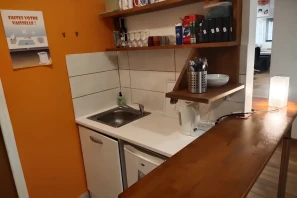 Open Space - 92800 - 4 postes - 100€