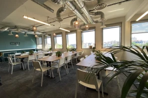 Open Space - 75010 - 28 postes - 350€