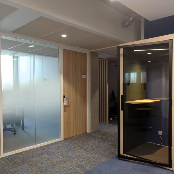 Bureau privé 9 m² 1 poste Location bureau Rue Philippe Jolly Bordeaux 33800 - photo 11