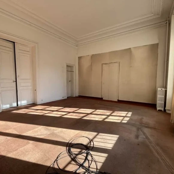 Espace indépendant 1 506 m² 200 postes Coworking Rue de la Tour des Dames Paris 75009 - photo 6