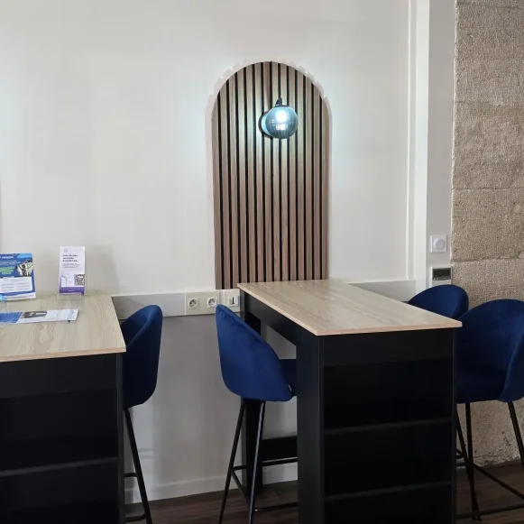 Bureau privé 70 m² 10 postes Coworking Rue Lagrange Paris 75005 - photo 3