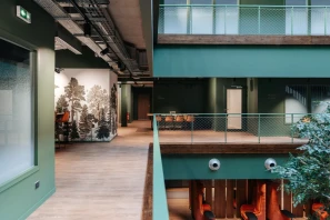 Bureau privé - 38240 - 20 postes - 3411€