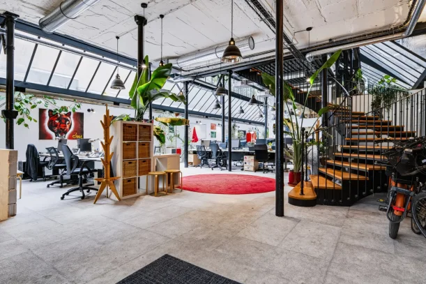 Espace indépendant - 75012 - 30 postes - 11500€