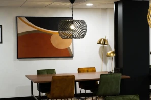 Open Space - 38100 - 57 postes - 230€