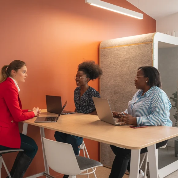 Bureau privé 25 m² 7 postes Coworking Rue Jean Zay Angers 49000 - photo 10