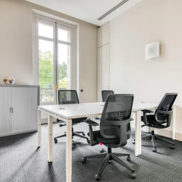 Bureau privé 14 m² 4 postes Coworking Boulevard Haussmann Paris 75008 - photo 1