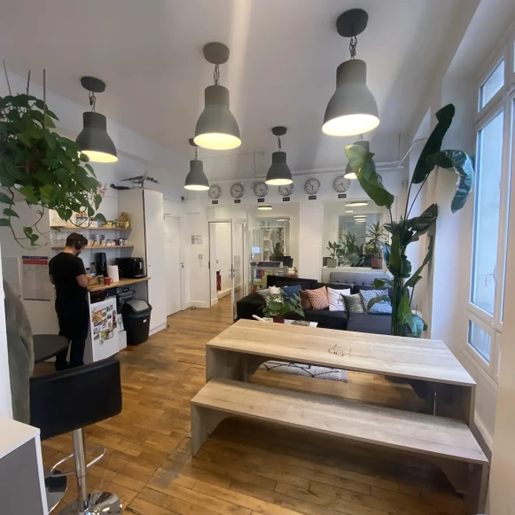 Bureau privé 25 m² 6 postes Location bureau Rue de Cléry Paris 75002 - photo 8