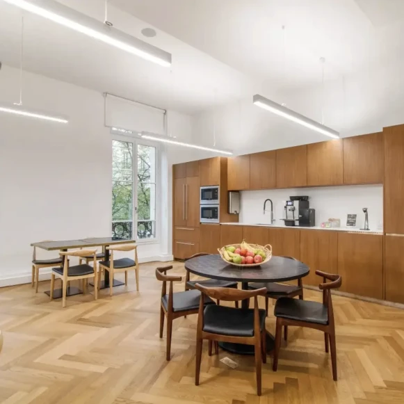 Bureau privé 19 m² 7 postes Location bureau Avenue de la République Paris 75011 - photo 8