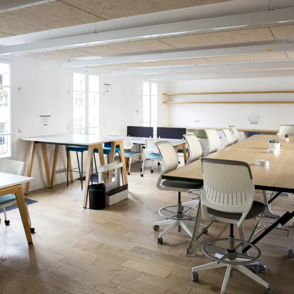 Bureau privé 94 m² 25 postes Coworking Rue du Caire Paris 75002 - photo 1