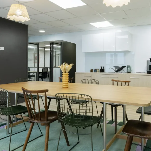 Espace indépendant 163 m² 24 postes Location bureau Rue Notre Dame des Victoires Paris 75002 - photo 3