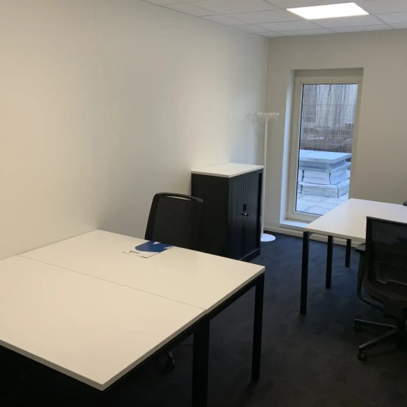 Bureau privé 15 m² 4 postes Coworking Place Rihour Lille 59000 - photo 1