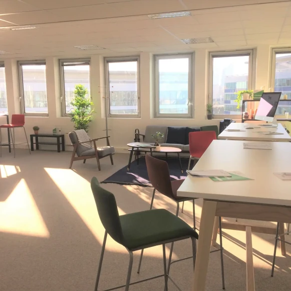 Bureau privé 30 m² 6 postes Coworking Rue de Mantes Colombes 92700 - photo 5