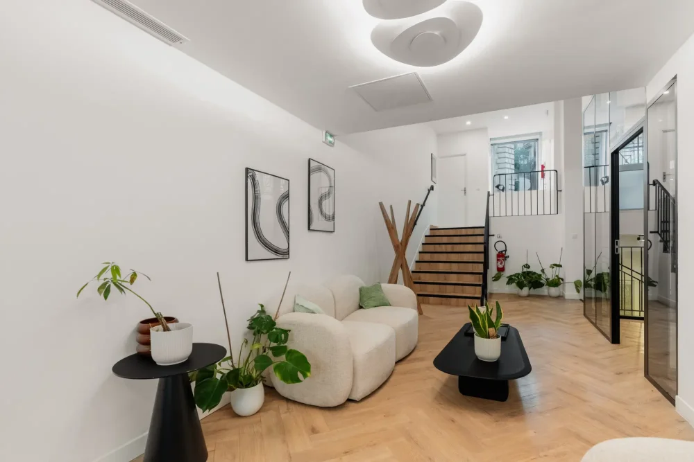 Espace indépendant - 75009 - 24 postes - 13500€