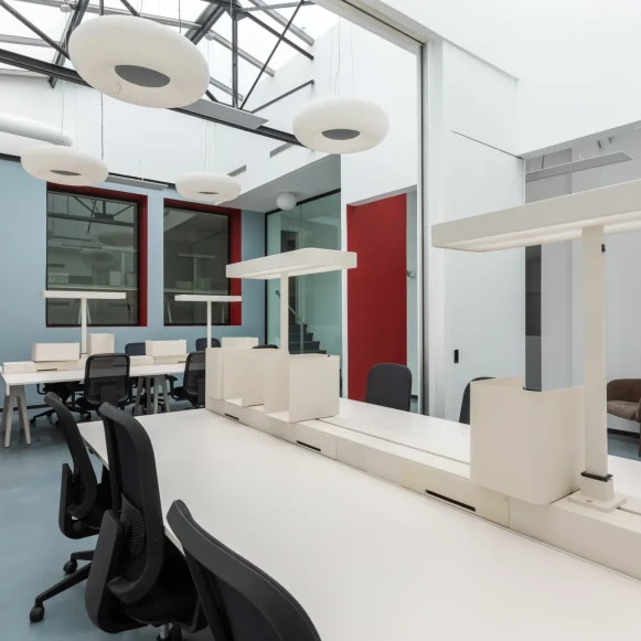 Espace indépendant 220 m² 25 postes Location bureau Rue d'Aboukir Paris 75002 - photo 1