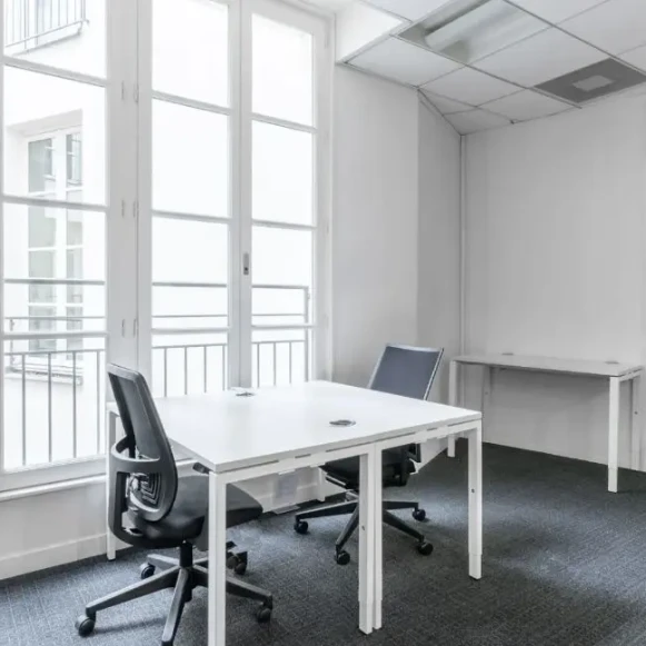 Bureau privé 27 m² 9 postes Coworking Boulevard Haussmann Paris 75008 - photo 1