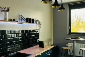 Bureau privé - 57070 - 4 postes - 1617€