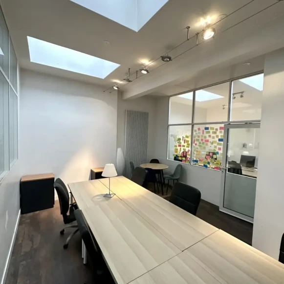 Bureau privé 18 m² 5 postes Location bureau Rue Claude Pouillet Paris 75017 - photo 4