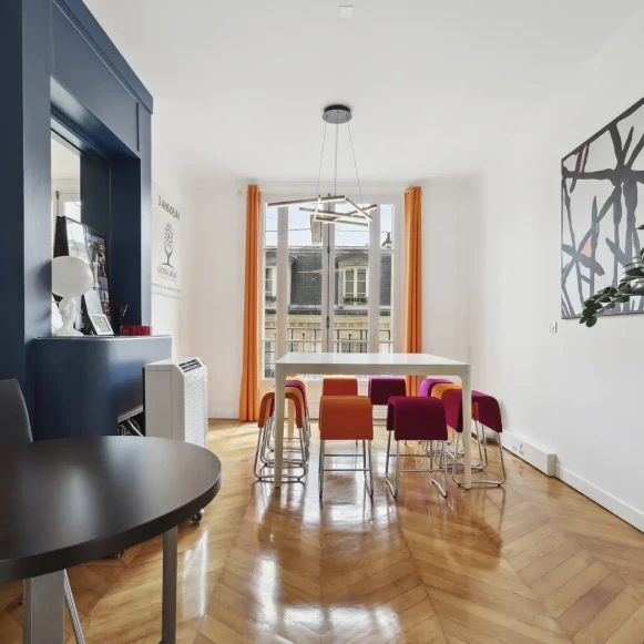 Bureau privé 26 m² 6 postes Location bureau Square de l'Avenue du Bois Paris 75016 - photo 5