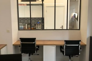 Bureau privé - 75003 - 4 postes - 1090€