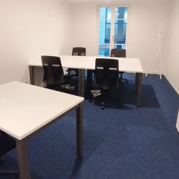 Bureau privé 21 m² 5 postes Coworking Rue de la Terrasse Paris 75017 - photo 1