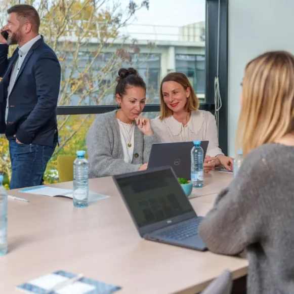 Bureau privé 13 m² 2 postes Coworking Avenue des Amethystes Nantes 44300 - photo 11