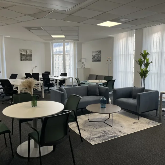 Bureau privé 110 m² 26 postes Location bureau Rue de Rennes Paris 75006 - photo 1