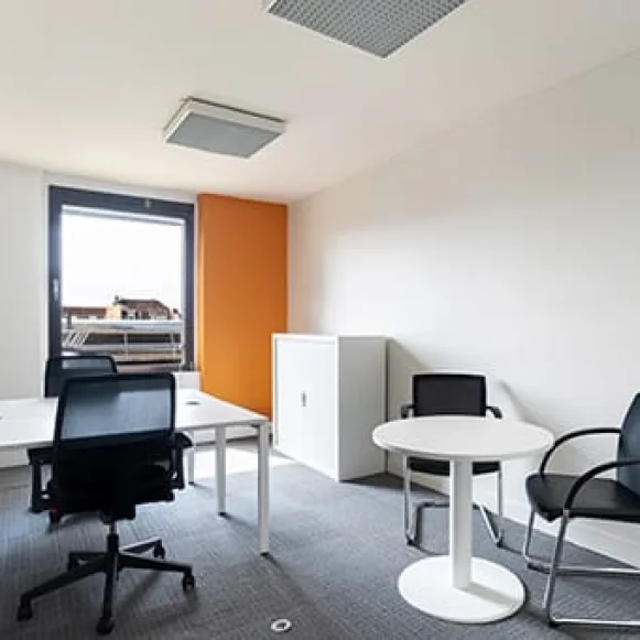 Bureau privé 69 m² 20 postes Coworking Quai Kléber Strasbourg 67000 - photo 1