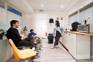 Bureau privé - 13001 - 8 postes - 3120€