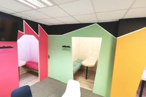 Open Space - 44570 - 8 postes - 190€