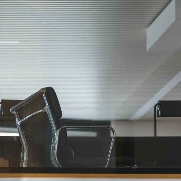 Bureau privé 14 m² 5 postes Location bureau Cours Albert 1er Paris 75008 - photo 9