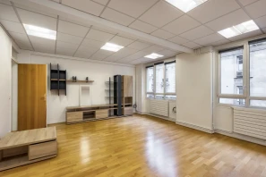 Bureau privé - 75008 - 8 postes - 7000€