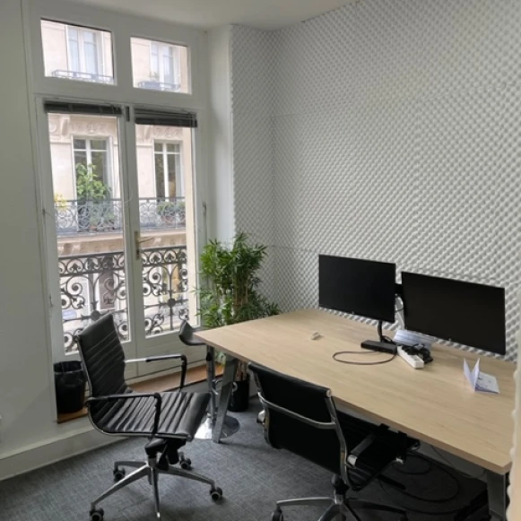 Open Space  4 postes Location bureau Boulevard de Sébastopol Paris 75002 - photo 4