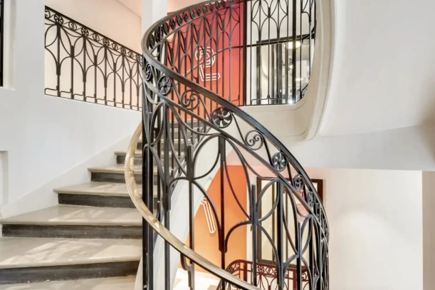 Bureau privé - 75008 - 4 postes - 3068€