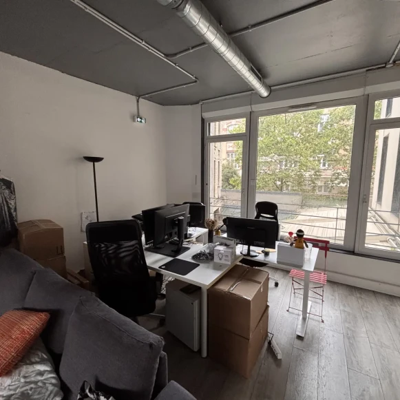 Open Space  1 poste Location bureau Rue de Cotte Paris 75012 - photo 3