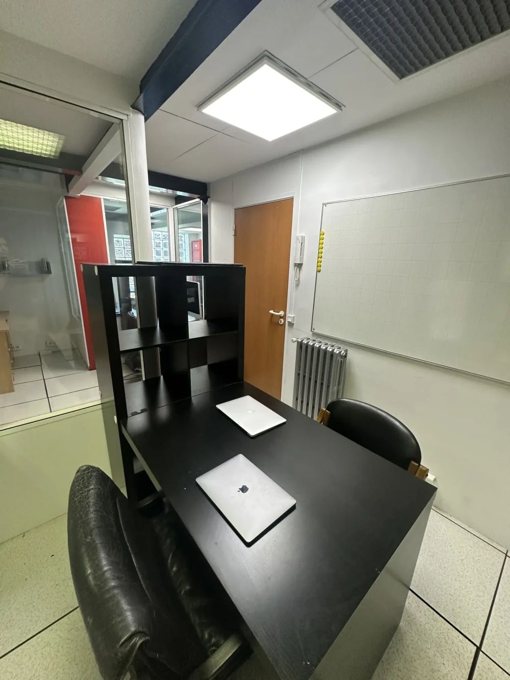 Bureau privé - 92110 - 3 postes - 700€