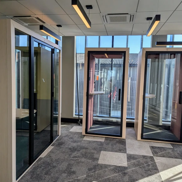 Espace indépendant 252 m² 54 postes Location bureau Avenue Raymonde Chauvet Nantes 44300 - photo 6