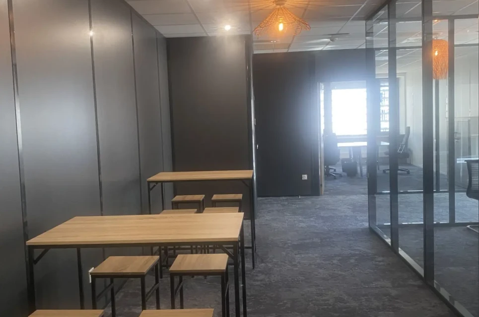 Bureaux and Co - Les Docks