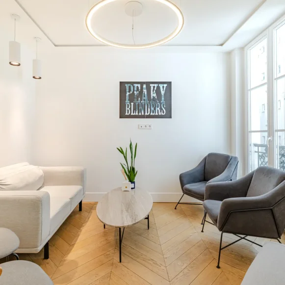 Espace indépendant 95 m² 16 postes Location bureau Rue d'Amsterdam Paris 75009 - photo 5