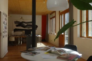 Open Space - 42000 - 2 postes - 170€