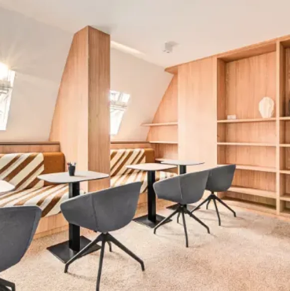 Espace indépendant 200 m² 32 postes Coworking Rue du 4 septembre Paris 75002 - photo 7