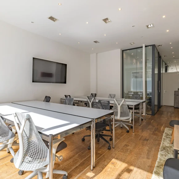 Espace indépendant 40 m² 12 postes Location bureau Rue de Cléry Paris 75002 - photo 3