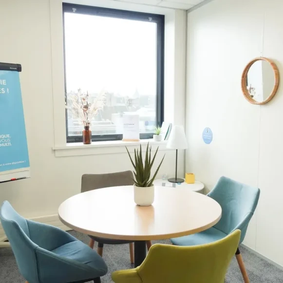 Open Space  5 postes Coworking Rue Vieux Faubourg Lille 59800 - photo 3