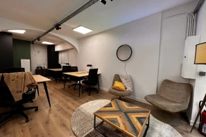 Espace indépendant - 75003 - 8 postes - 2900€