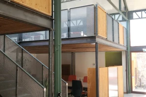 Open Space - 69600 - 18 postes - 265€
