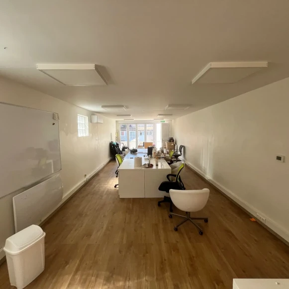 Bureau privé 60 m² 6 postes Location bureau Rue de la Croix Nanterre 92000 - photo 5