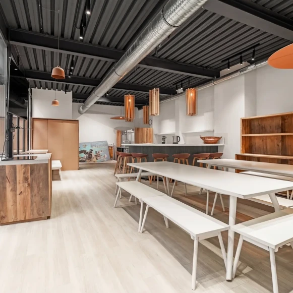 Bureau privé 150 m² 22 postes Location bureau Rue de la Pierre Levée Paris 75011 - photo 4