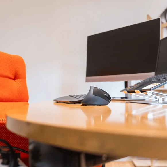 Open Space  6 postes Coworking Rue des Jardiniers Vosges 88000 - photo 10
